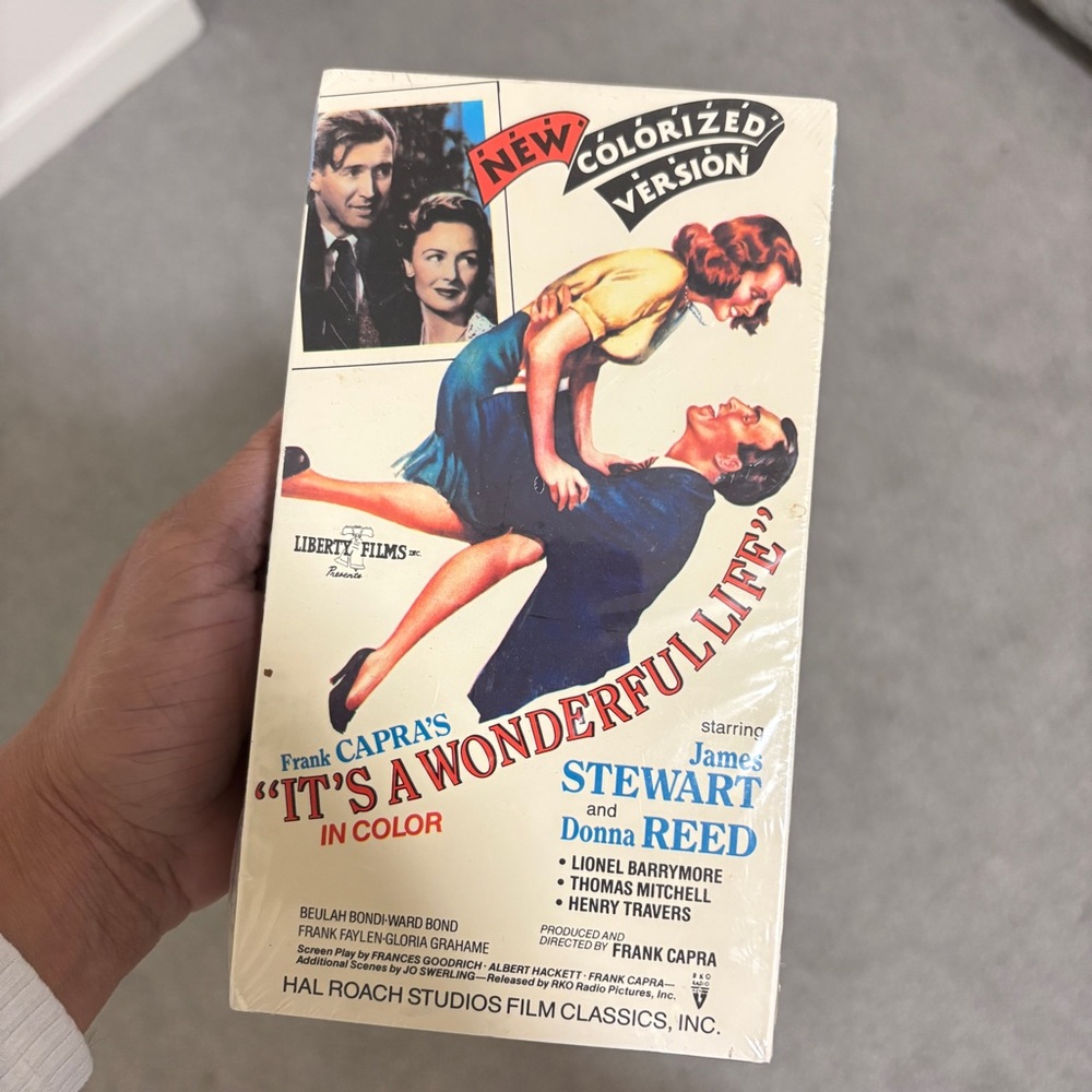 It's A Wonderful Life (Colorized Version) sealed VHS tape